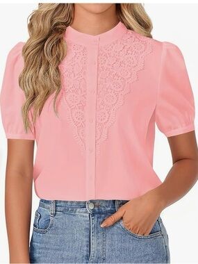 🌺Lace Trim Pink Button-Front Women's Top